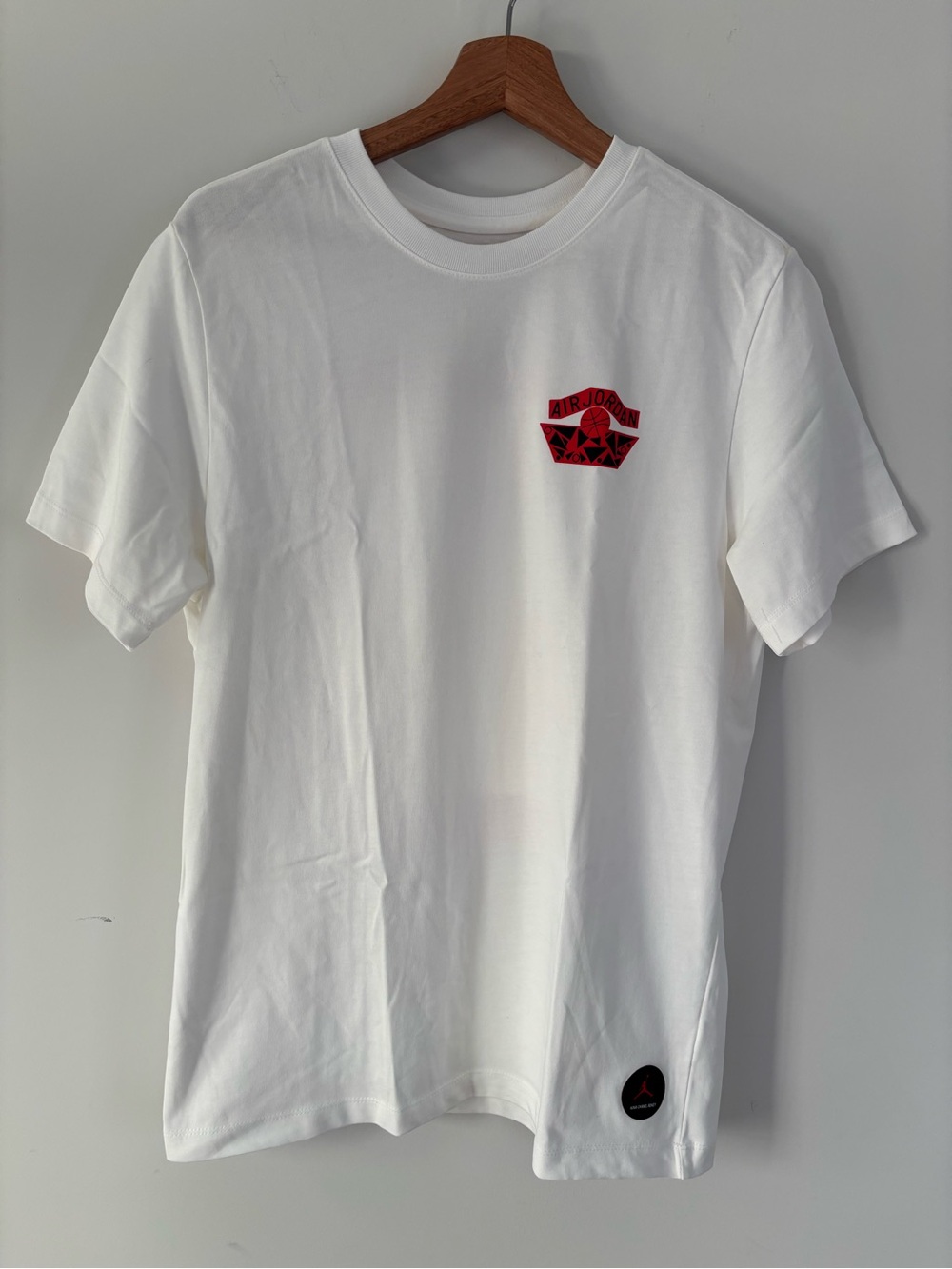 Jordan Nina Chanel Abney Womens T-Shirt White Graphic Tee Medium basketball new